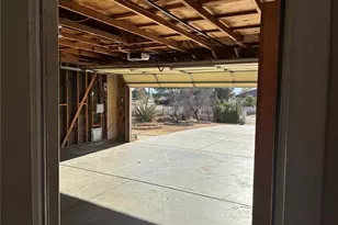 11906 Apatite Ave, Hesperia, CA 92345 - Photo 36