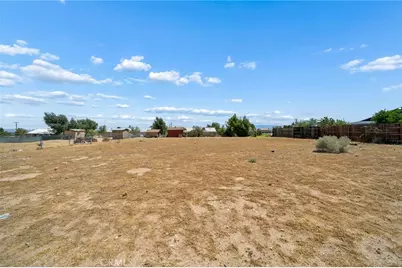 11906 Apatite Avenue, Hesperia, CA 92345 - Photo 14