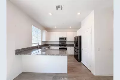 36969 Willow Fly Catcher, Murrieta, CA 92563 - Photo 2