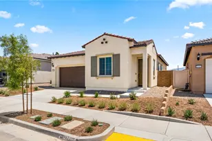 11973 Hillsong Dr, Corona, CA 92883 - Photo 2