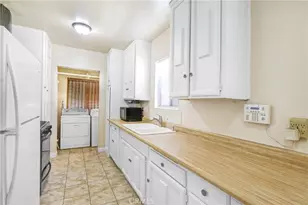 15412 Pine Ave, Fontana, CA 92335 - Photo 6