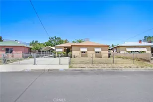 15412 Pine Ave, Fontana, CA 92335 - Photo 14