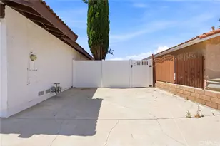 23293 Bay, Moreno Valley, CA 92553 - Photo 28
