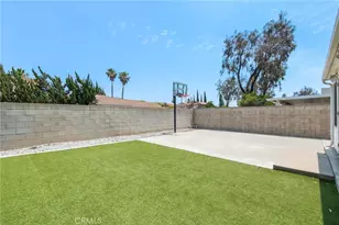 11657 Old Field, Fontana, CA 92337 - Photo 30