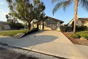 344 Elkhorn Ln, Escondido, CA 92026 - Photo 2