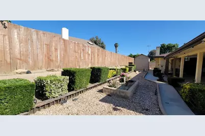 26820 Oxford Court, Hemet, CA 92544 - Photo 20