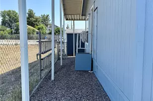 2727 E Pacific Street, Highland, CA 92346 - Photo 18