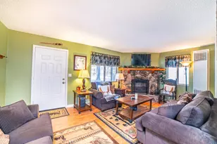 936 D Ln, Big Bear City, CA 92314 - Photo 2