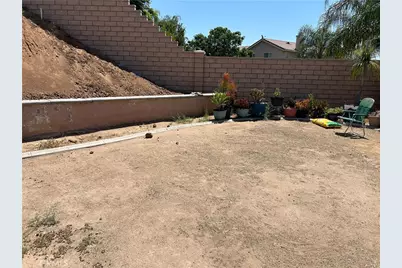 12260 Via De Palmas, Moreno Valley, CA 92555 - Photo 22