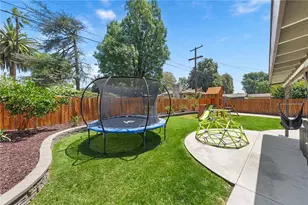 4869 Serrano Pl, Riverside, CA 92504 - Photo 36