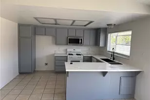 14265 Sandcastle Ct, Moreno Valley, CA 92553 - Photo 2