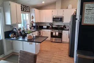 2795 W Meyers, San Bernardino, CA 92407 - Photo 6