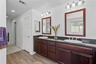 15910 Angel Fire Ct, Moreno Valley, CA 92555 - Photo 46