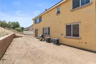 15910 Angel Fire Ct, Moreno Valley, CA 92555 - Photo 50
