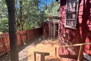 31979 Encina, Running Springs, CA 92382 - Photo 6
