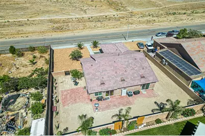 13427 Cypress, Victorville, CA 92395 - Photo 6