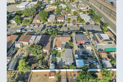 126 N Cota, Corona, CA 92882 - Photo 36