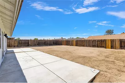 14260 Hillsborough, Victorville, CA 92392 - Photo 22