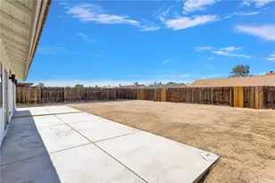 14260 Hillsborough, Victorville, CA 92392 - Photo 22