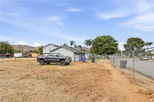 8979 Bold Ruler, Jurupa Valley, CA 92509 - Photo 36