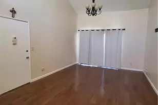 25011 Peachland Ave, Newhall, CA 91321 - Photo 6