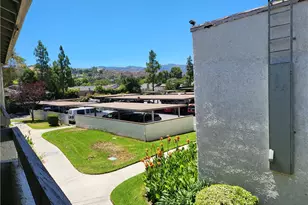 25011 Peachland Ave, Newhall, CA 91321 - Photo 12