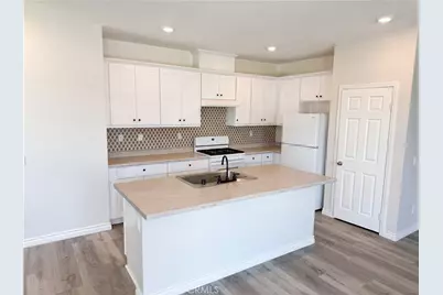2460 Fernwood, Perris, CA 92570 - Photo 2
