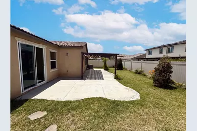2460 Fernwood, Perris, CA 92570 - Photo 18