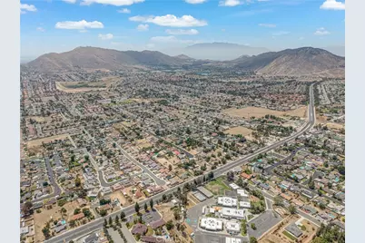 24859 Rock Springs, Moreno Valley, CA 92557 - Photo 28