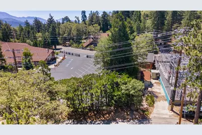 27601 Weirwood Drive, Lake Arrowhead, CA 92352 - Photo 14