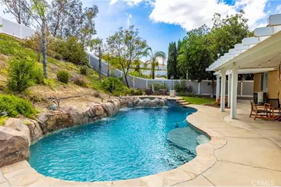 27210 Arrow Point, Corona, CA 92883 - Photo 36