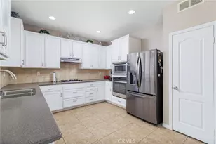 7579 Isla, Hemet, CA 92545 - Photo 10