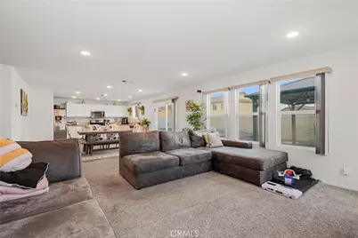 14482 Chumash, Victorville, CA 92394 - Photo 8