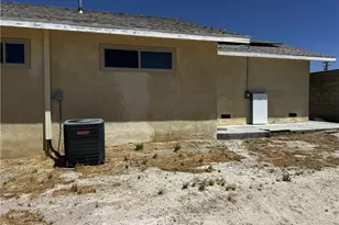 9404 Mesa, Lucerne Valley, CA 92356 - Photo 14