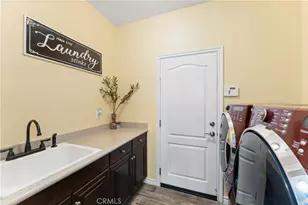 903 Brownie, Beaumont, CA 92223 - Photo 32