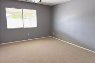 13577 Monterey, Victorville, CA 92392 - Photo 10