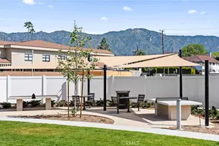 106 Sorrel Ct, Burbank, CA 91506 - Photo 6