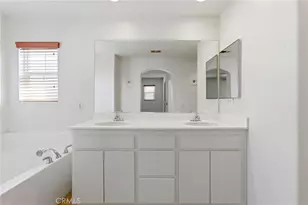 1686 Gilliam Ct, Riverside, CA 92501 - Photo 24