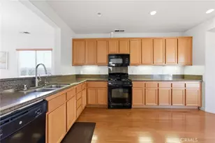 1686 Gilliam Ct, Riverside, CA 92501 - Photo 12