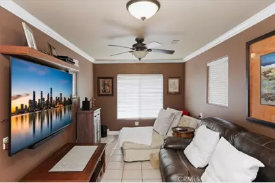 1210 Versailles, Riverside, CA 92506 - Photo 32