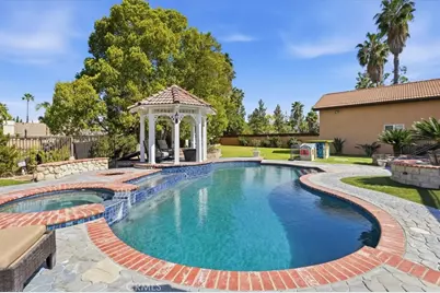 1210 Versailles, Riverside, CA 92506 - Photo 50