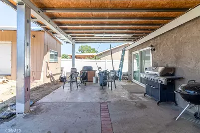 17430 Ramona, Fontana, CA 92336 - Photo 18