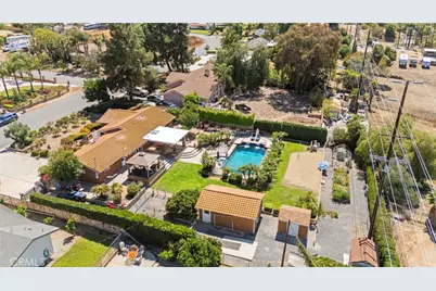 16520 Wagon Wheel Drive, Riverside, CA 92506 - Photo 42