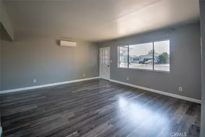 1101 Val Verde, Hemet, CA 92543 - Photo 8