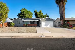 1101 Val Verde, Hemet, CA 92543 - Photo 2