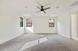 1019 N Staley Ln, Los Angeles, CA 90042 - Photo 36