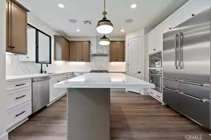1019 N Staley Ln, Los Angeles, CA 90042 - Photo 14