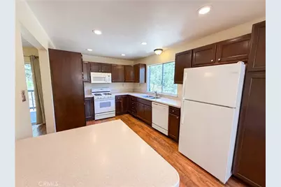 21778 Ridge, Cedarpines Park, CA 92322 - Photo 2