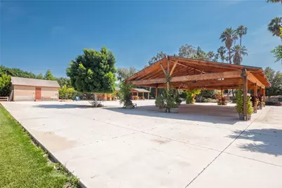 2083 Grace, Riverside, CA 92504 - Photo 40
