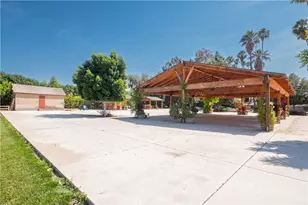 2083 Grace, Riverside, CA 92504 - Photo 40